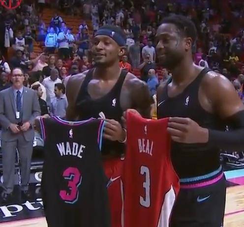 坎比亚索：我经常看枪手比赛；“三维球员”的说法是在表扬我（坎比亚索：常看阿森纳比赛，“三维球员”是对我的肯定）