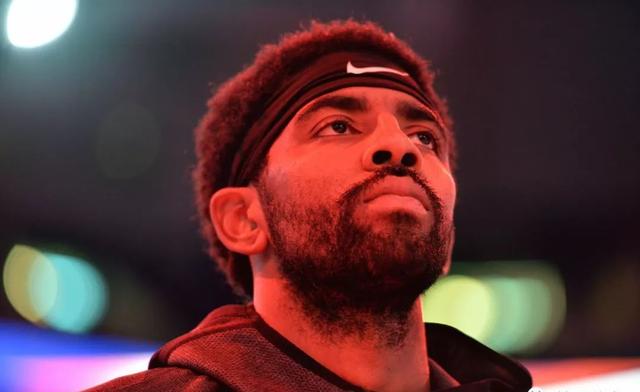 米兰助教兰杜奇称莱奥内收肌受伤明日检查（米兰助教兰杜奇：莱奥内收肌受伤，明日将接受检查）